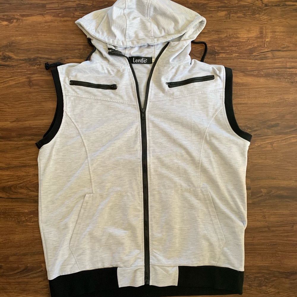 Men’s zip sweater vest